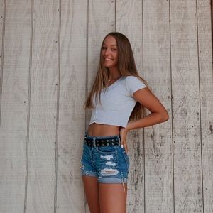 Meet your Posher, Samantha